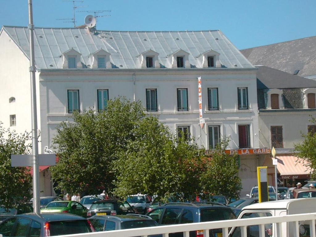 Hotel De La Gare Montluçon Eksteriør billede